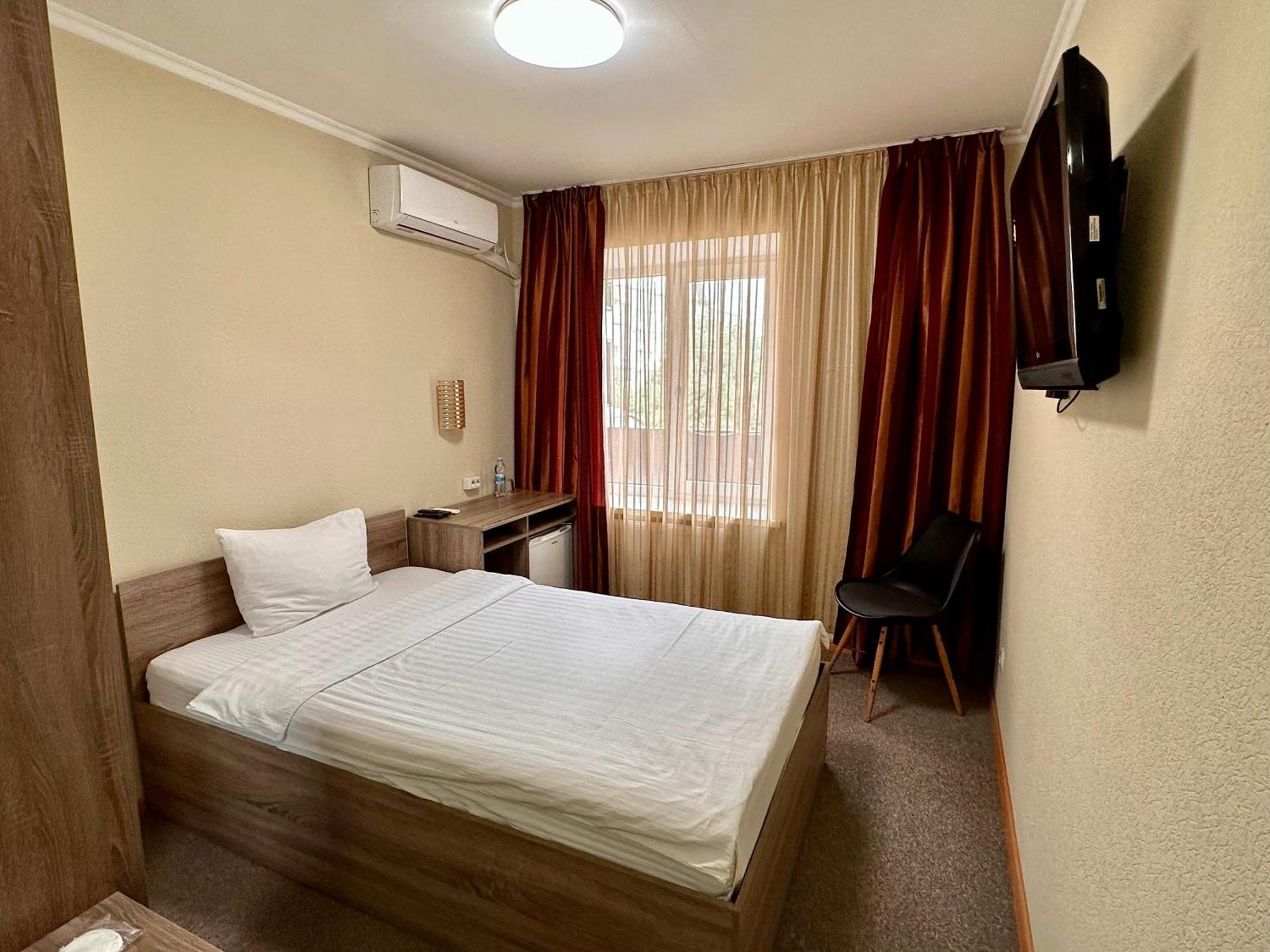 Yavir Hotel 3*